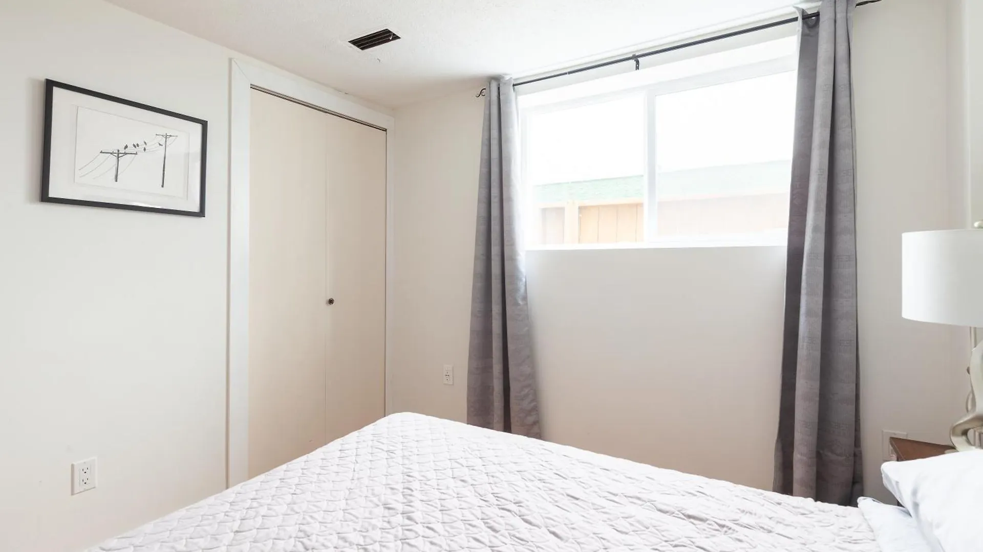 Pne Delight Apartment Vancouver